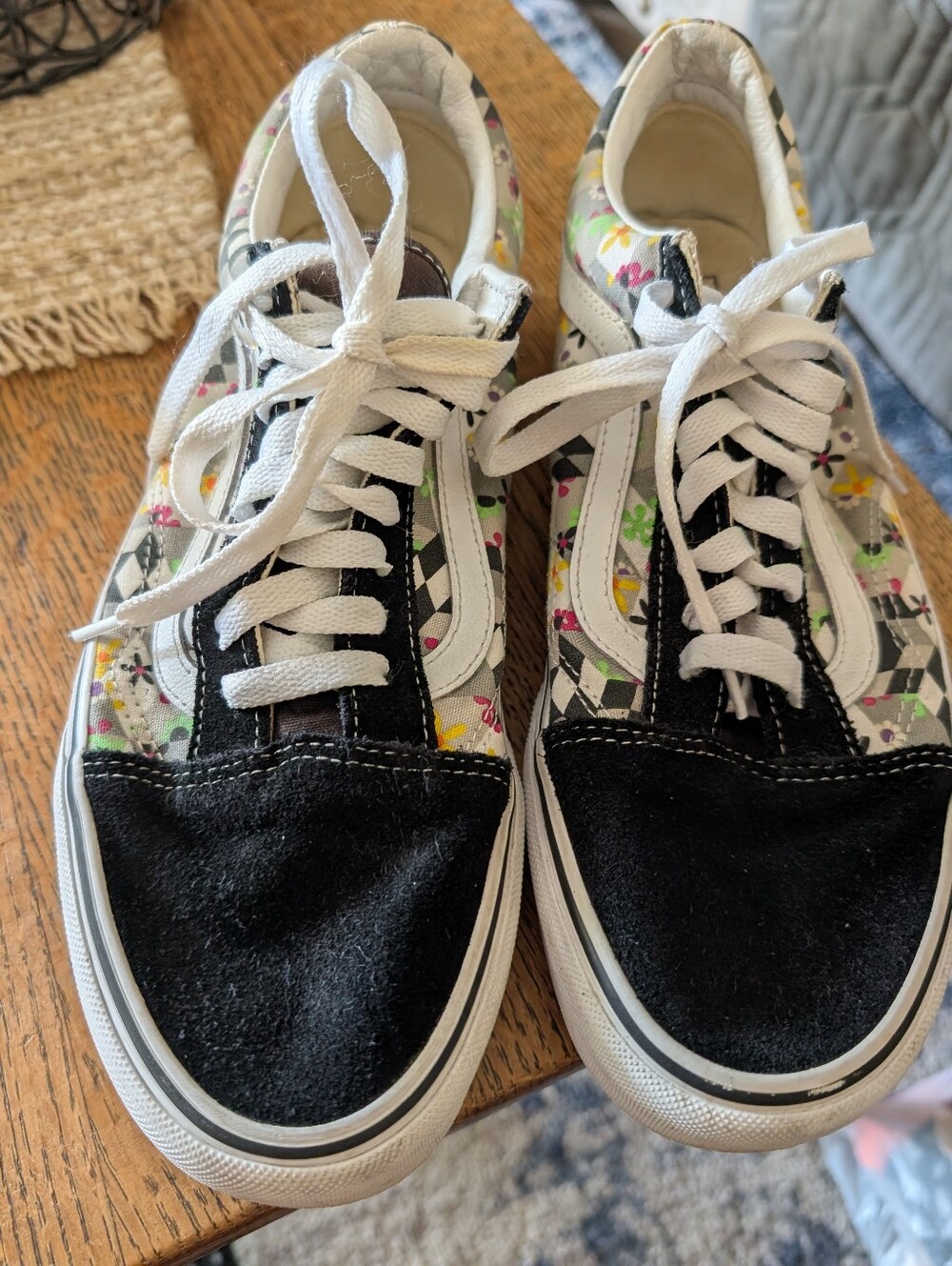 Vans Womens Or Mens Floral Checkerboard Old Skool Skate Shoes - White/Black